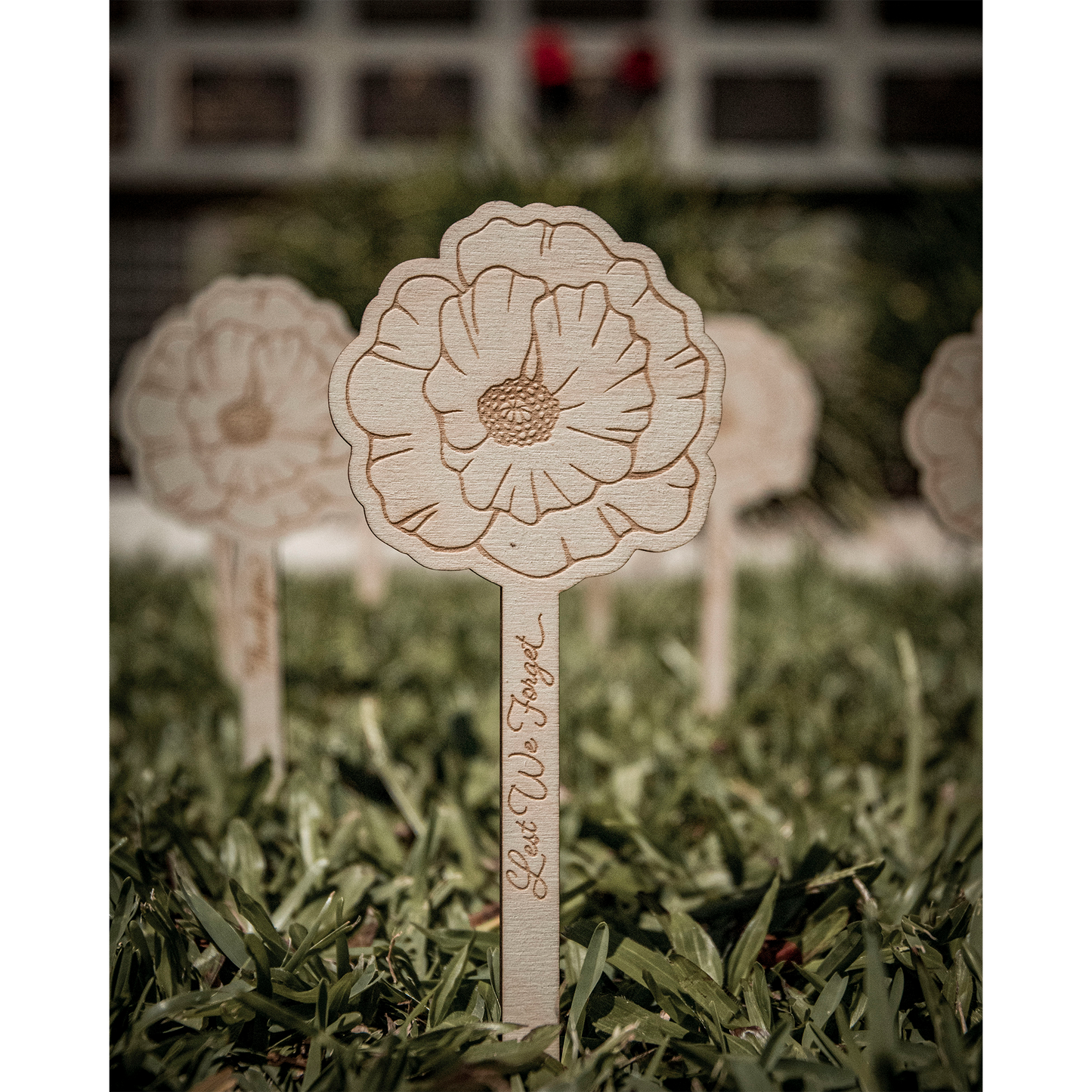 Poppy Flower Stake Lest We Forget Garden Marker ANZAC Day